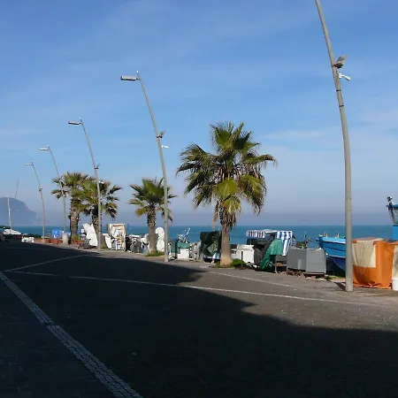 Paradiso Azzurro *